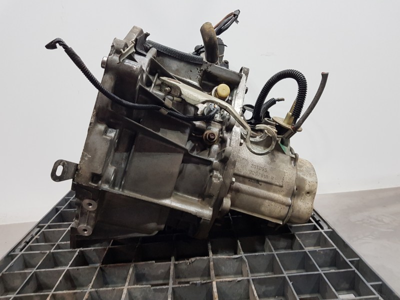 Recambio de caja cambios para peugeot 306 break boulevard referencia OEM IAM 20TD95  
