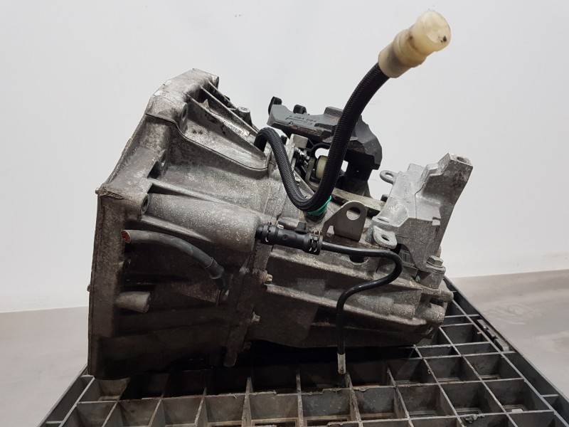 Recambio de caja cambios para renault megane iii berlina 5 p authentique referencia OEM IAM 8201184199 TL4045 320106030R