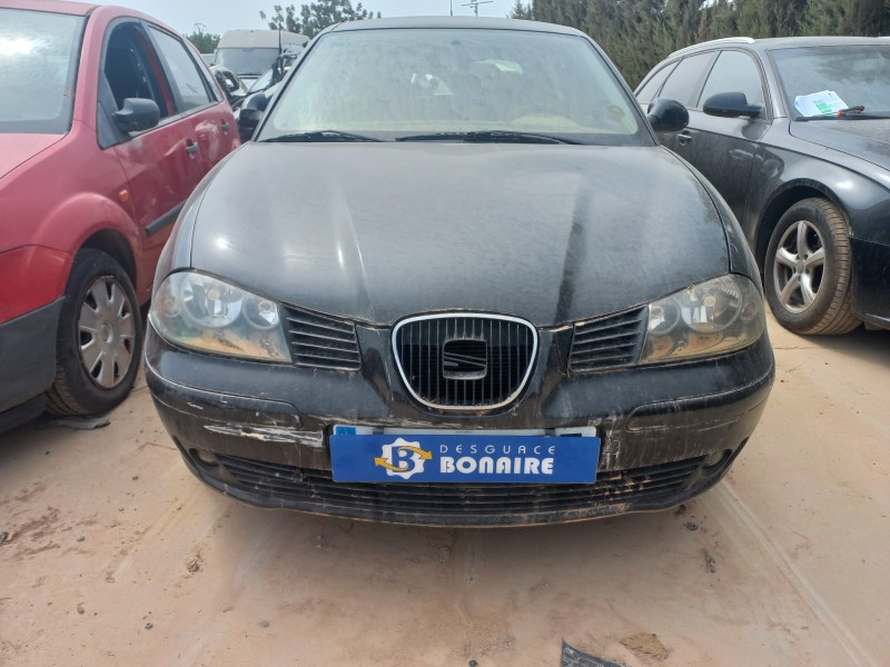 seat ibiza (6l1) del año 2001