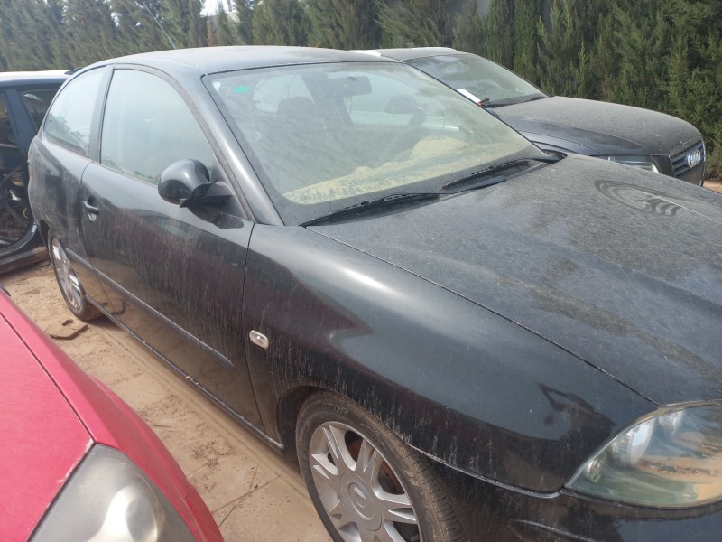 seat ibiza (6l1) del año 2001