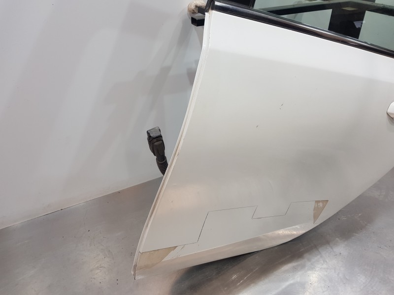 Recambio de puerta trasera izquierda para kia ceed sportswagon concept referencia OEM IAM 77003J7200  