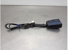 Recambio de enganche del cinturon delantero izq para nissan micra (k12e) tekna referencia OEM IAM 86842AX611  