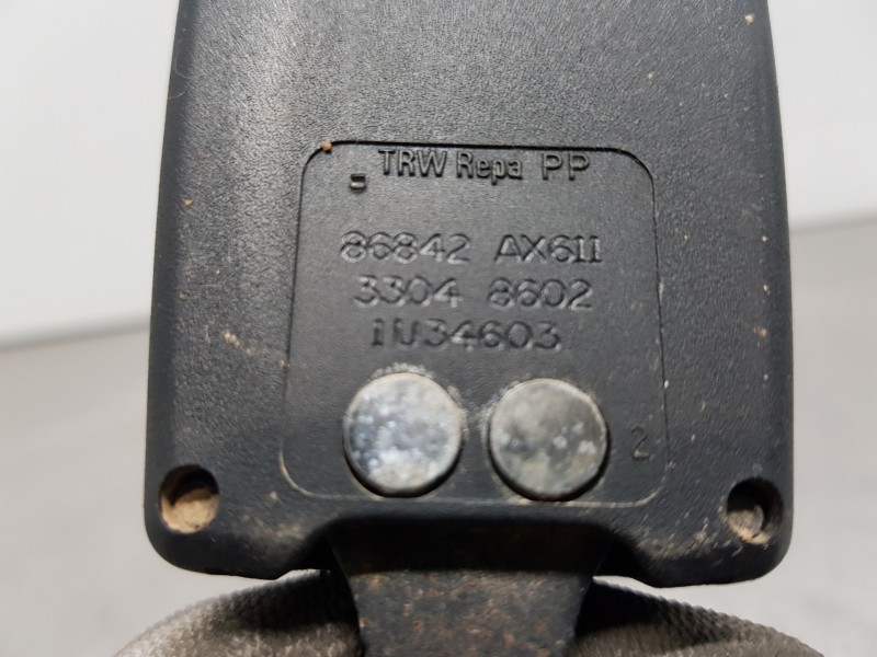 Recambio de enganche del cinturon delantero izq para nissan micra (k12e) tekna referencia OEM IAM 86842AX611  