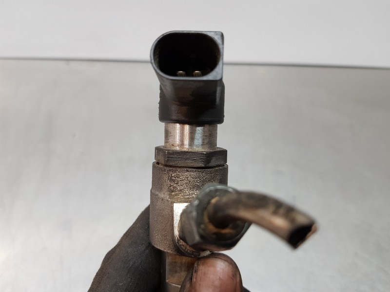 Recambio de inyector para ford fiesta (cbk) concept referencia OEM IAM 9655304880  