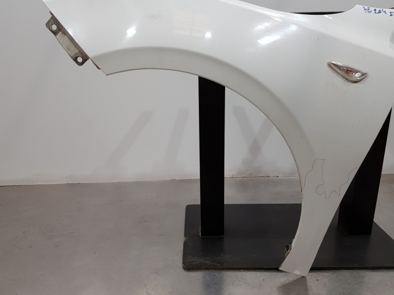 Recambio de aleta delantera izquierda para kia ceed sportswagon concept referencia OEM IAM 66311J7010  