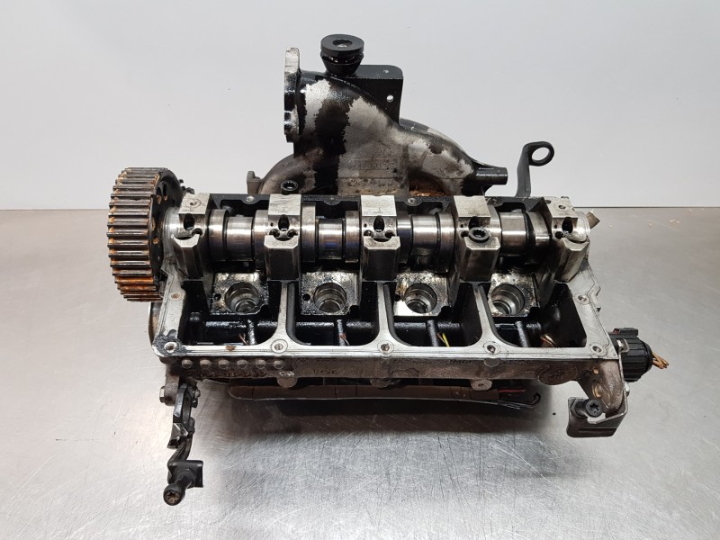 Recambio de culata para volkswagen polo (9n3) advance referencia OEM IAM 038103267AX 03G103351C 038103373R
