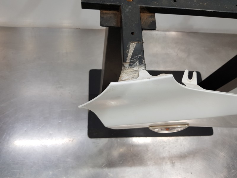 Recambio de aleta delantera derecha para kia ceed sportswagon concept referencia OEM IAM 66321J7010  