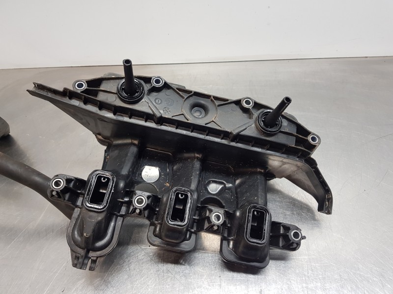 Recambio de tapa balancines para opel vivaro b kasten/combi furgón referencia OEM IAM 95523939  