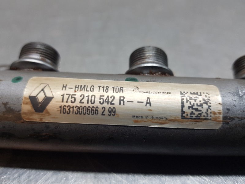 Recambio de rampa inyectora para opel vivaro b kasten/combi furgón referencia OEM IAM 175210542R 95519606 