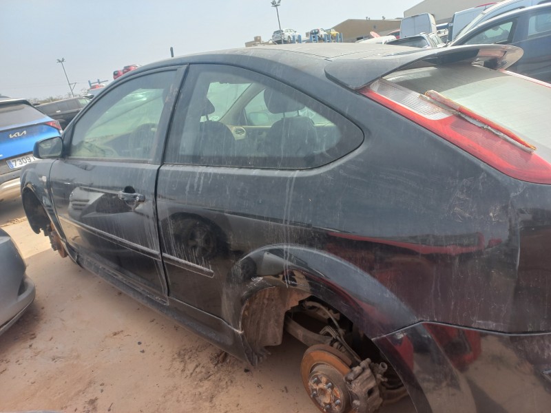 ford focus berlina (cap) del año 2004