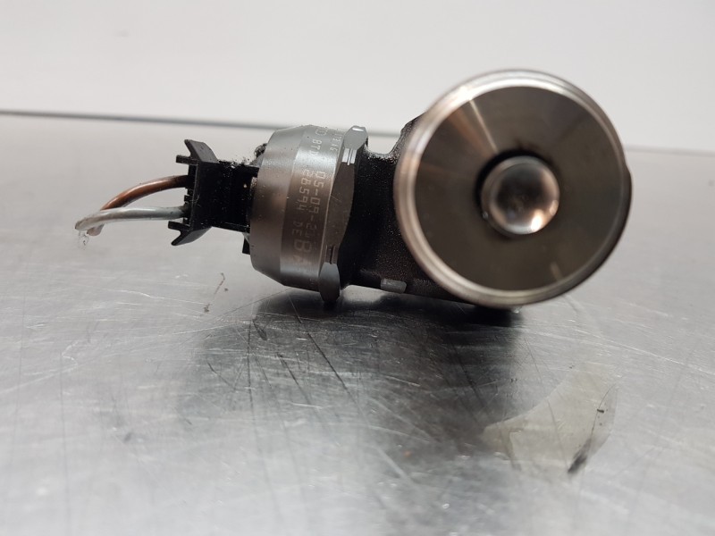 Recambio de inyector para seat leon (1m1) signa referencia OEM IAM 038130073AG 0414720215 