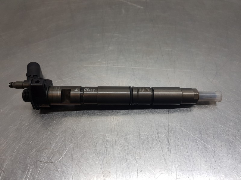 Recambio de inyector para volkswagen tiguan (5n1) advance referencia OEM IAM 03L130277 0445116030 