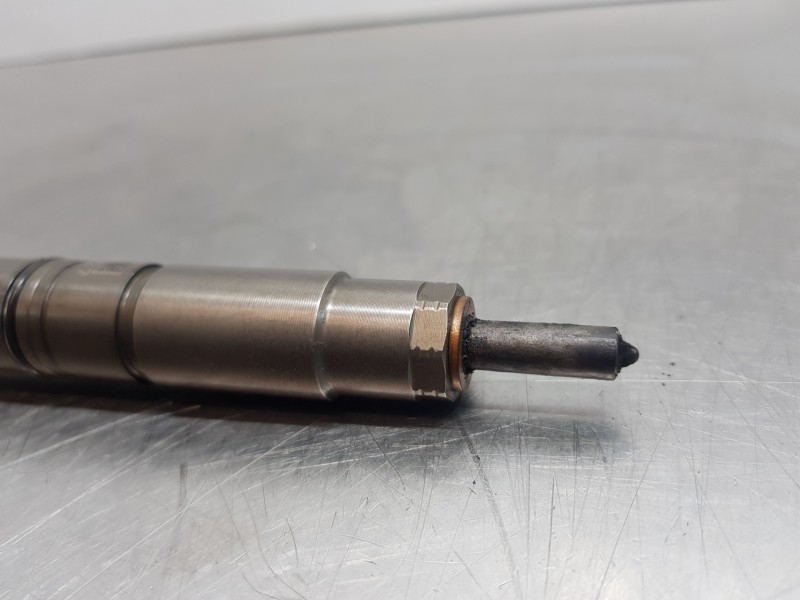 Recambio de inyector para volkswagen tiguan (5n1) advance referencia OEM IAM 03L130277 0445116030 