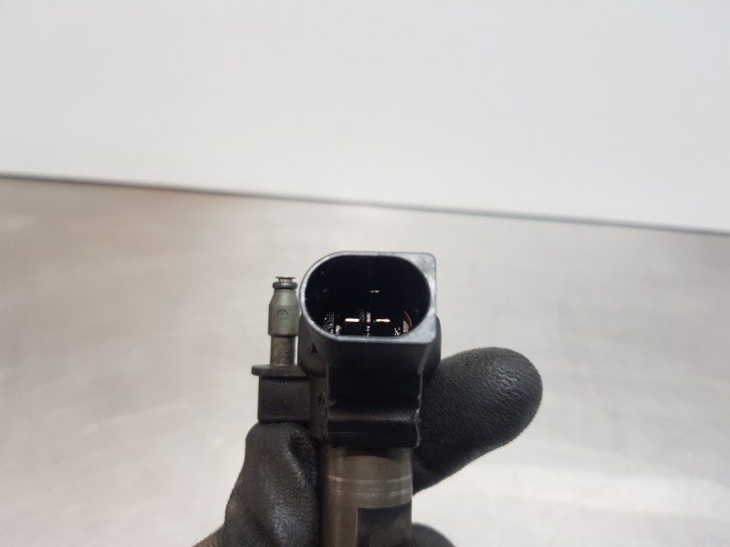 Recambio de inyector para volkswagen tiguan (5n1) advance referencia OEM IAM 03L130277 0445116030 