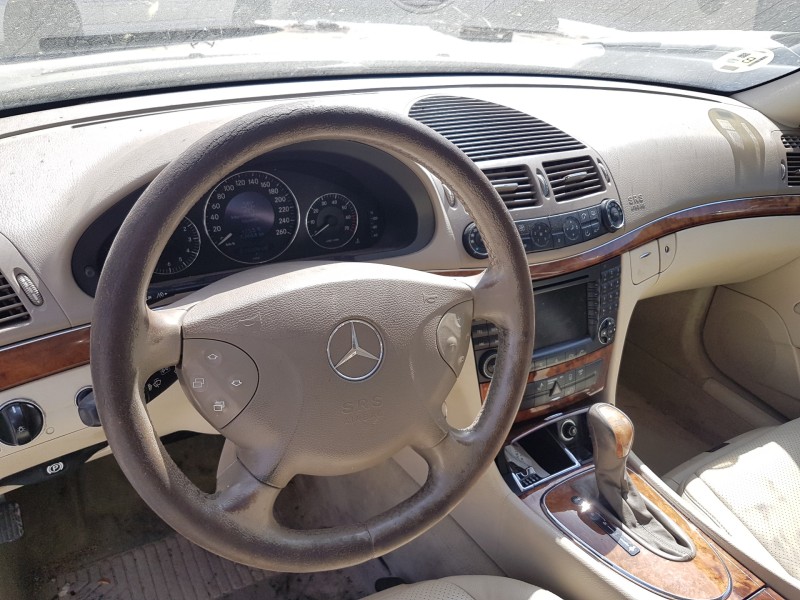 mercedes clase e (w211) berlina del año 2003