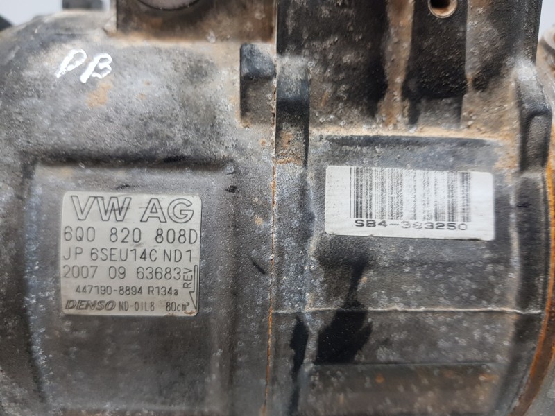 Recambio de compresor aire acondicionado para volkswagen polo (9n3) advance referencia OEM IAM 6Q0820808D  