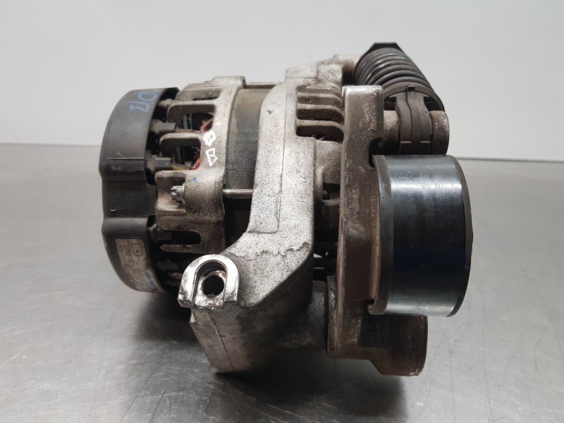 Recambio de alternador para kia ceed sportswagon concept referencia OEM IAM 373002U200  