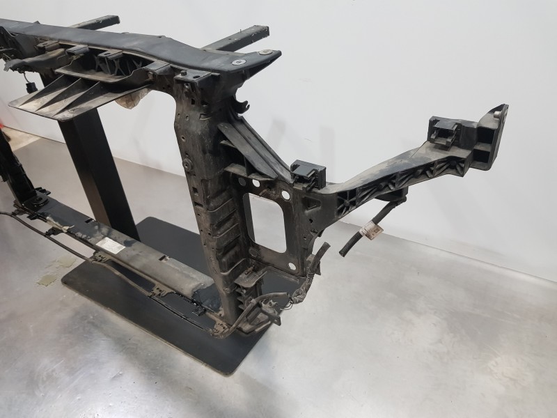 Recambio de panel frontal para kia ceed sportswagon concept referencia OEM IAM 64101J7000  