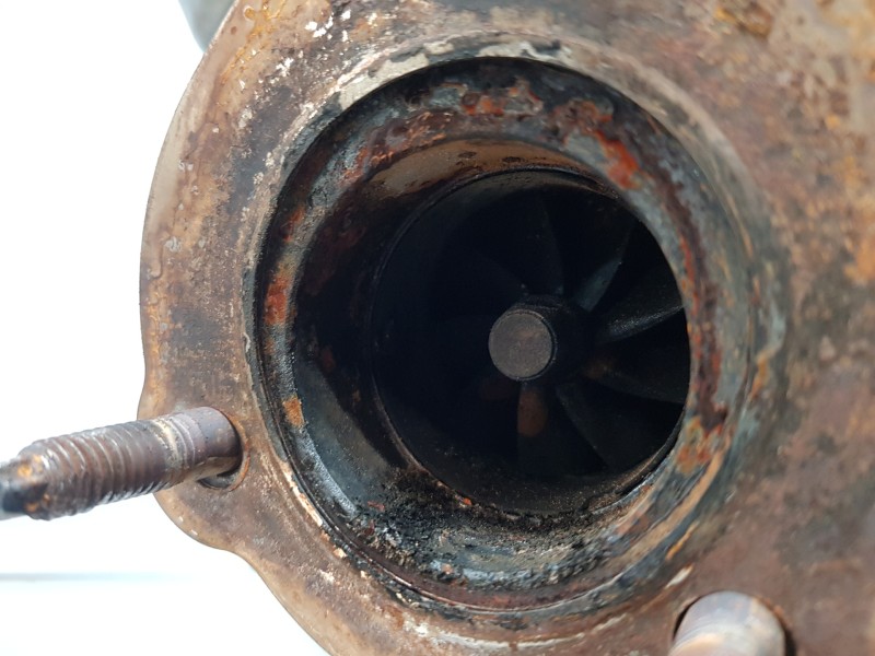 Recambio de turbocompresor para volkswagen polo (9n3) advance referencia OEM IAM 038253010B  