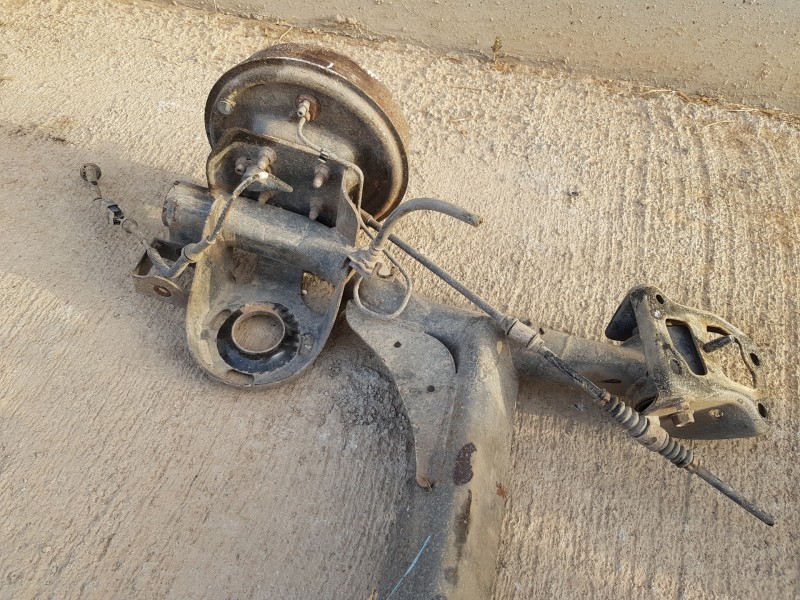 Recambio de puente trasero para chevrolet aveo ls referencia OEM IAM 96494500  