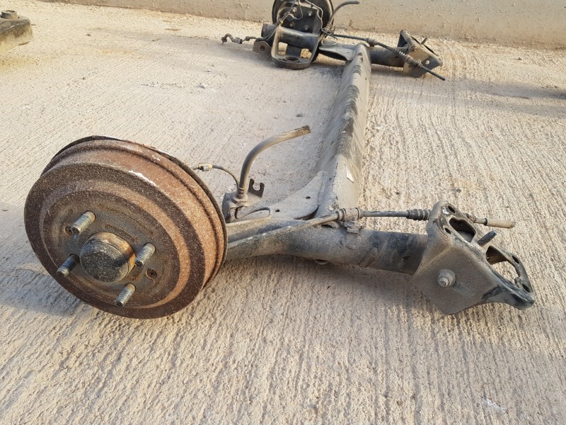 Recambio de puente trasero para chevrolet aveo ls referencia OEM IAM 96494500  