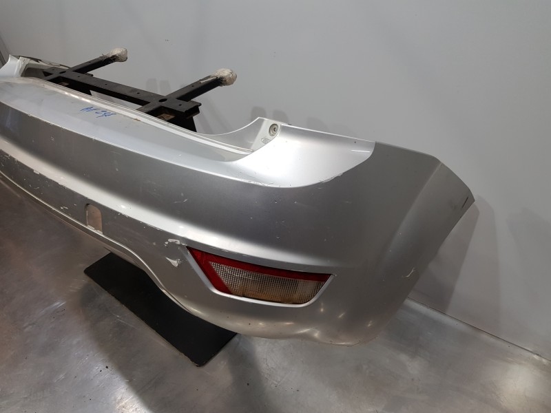 Recambio de paragolpes trasero para ford focus lim. (cb4) trend referencia OEM IAM 1500402 8M51A17906BBXWAA 