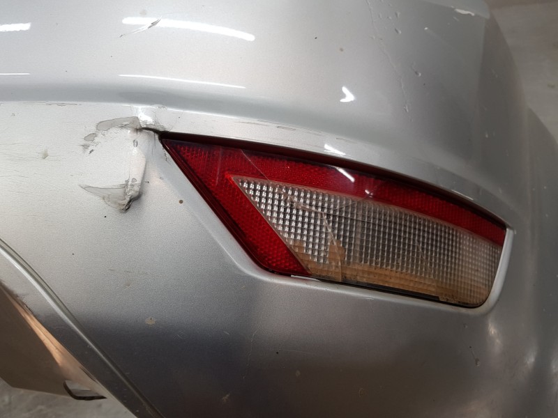 Recambio de paragolpes trasero para ford focus lim. (cb4) trend referencia OEM IAM 1500402 8M51A17906BBXWAA 