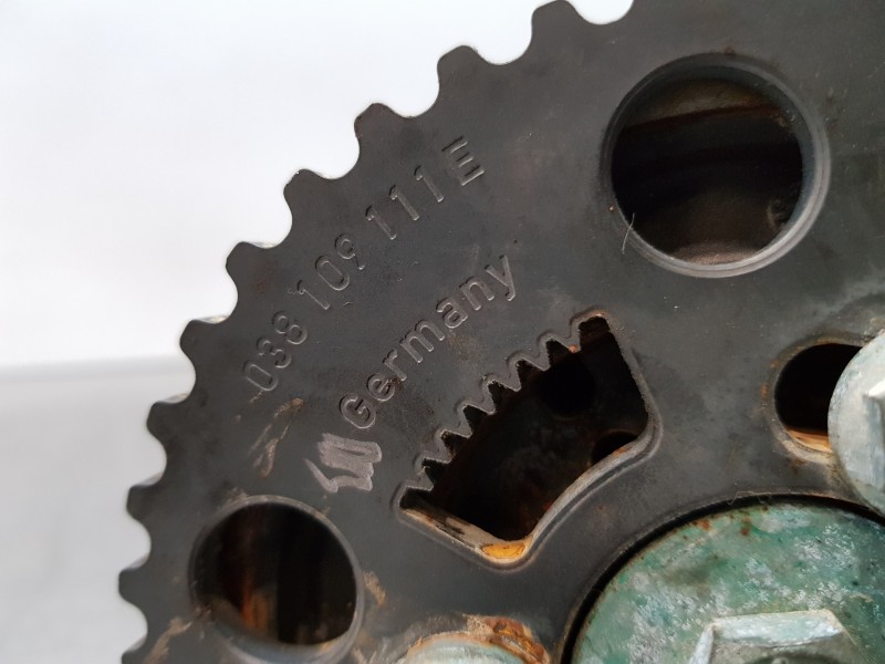 Recambio de arbol de levas para seat leon (1m1) signa referencia OEM IAM 038109101R 038109111E 