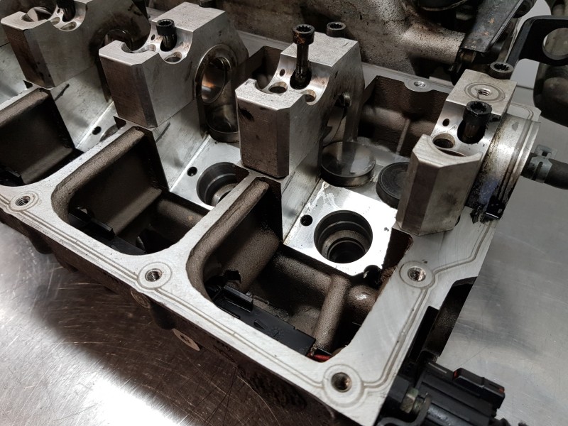 Recambio de culata para seat leon (1m1) signa referencia OEM IAM 038103267A 038103373R 038103265KX