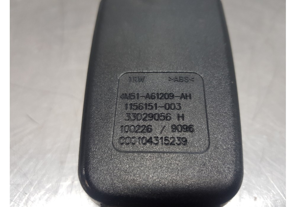 Recambio de pretensor airbag izquierdo para ford focus lim. (cb4) trend referencia OEM IAM 1717037 4M51A61209AH 4M51A61209DA