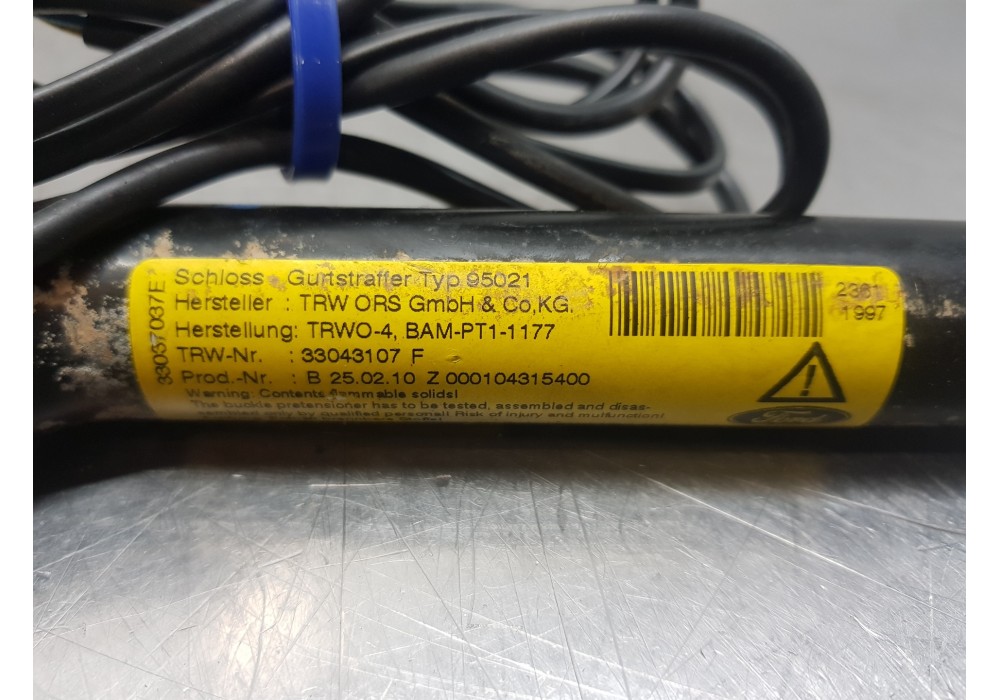 Recambio de pretensor airbag izquierdo para ford focus lim. (cb4) trend referencia OEM IAM 1717037 4M51A61209AH 4M51A61209DA