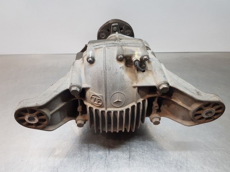 Recambio de diferencial trasero para mercedes clase m (w164) 4-matic referencia OEM IAM A164350041480 A1643500414 