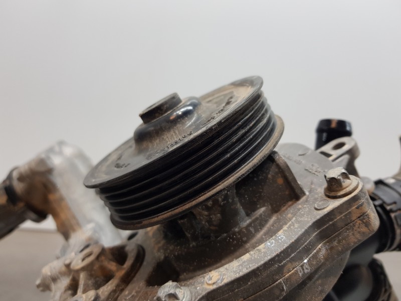 Recambio de bomba agua para mercedes sprinter iii furgón fwd 311 referencia OEM IAM A6542005800 A6542004300 A6542001400