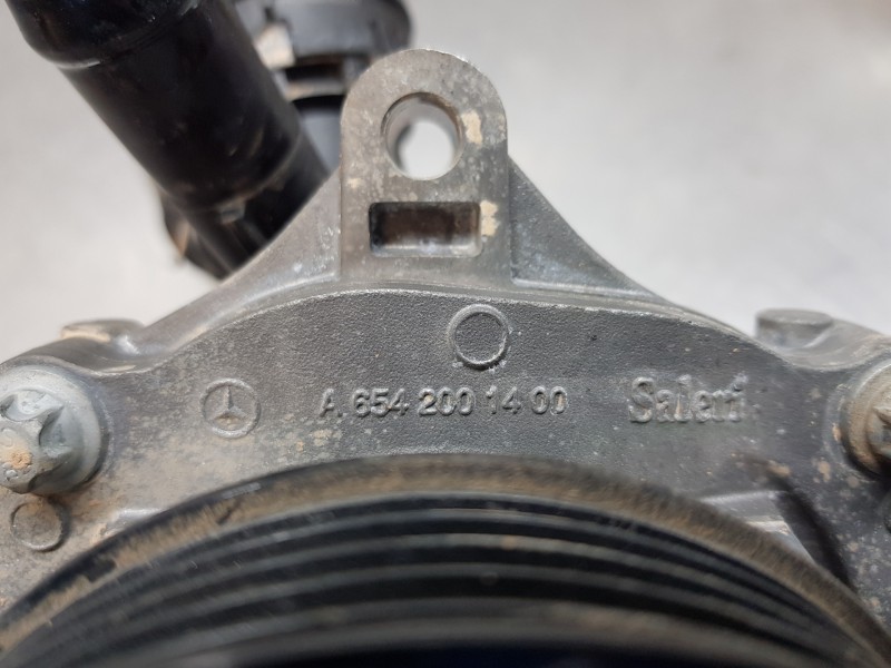 Recambio de bomba agua para mercedes sprinter iii furgón fwd 311 referencia OEM IAM A6542005800 A6542004300 A6542001400