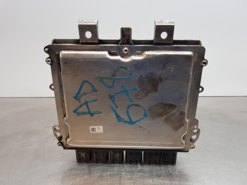 Recambio de centralita motor uce para mercedes sprinter iii furgón fwd 311 referencia OEM IAM A6549003201 A6549018700 0281039606