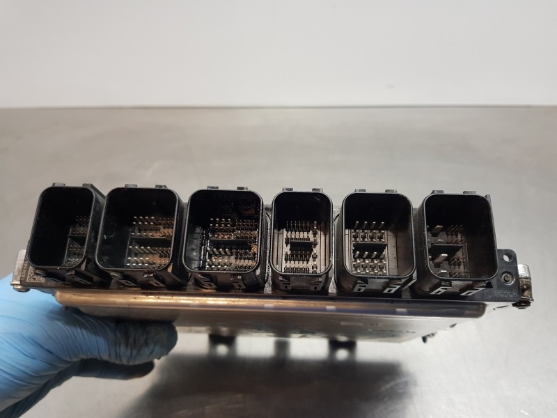 Recambio de centralita motor uce para mercedes sprinter iii furgón fwd 311 referencia OEM IAM A6549003201 A6549018700 0281039606