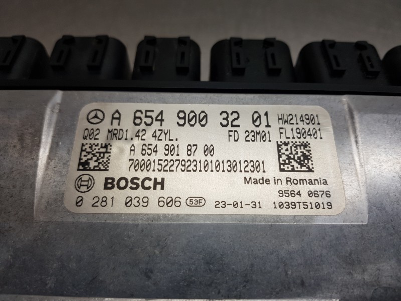 Recambio de centralita motor uce para mercedes sprinter iii furgón fwd 311 referencia OEM IAM A6549003201 A6549018700 0281039606