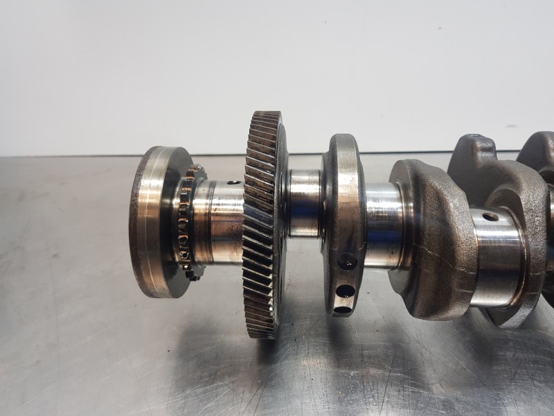 Recambio de cigueñal para mercedes sprinter iii furgón fwd 311 referencia OEM IAM A6540305200 A6540303700 