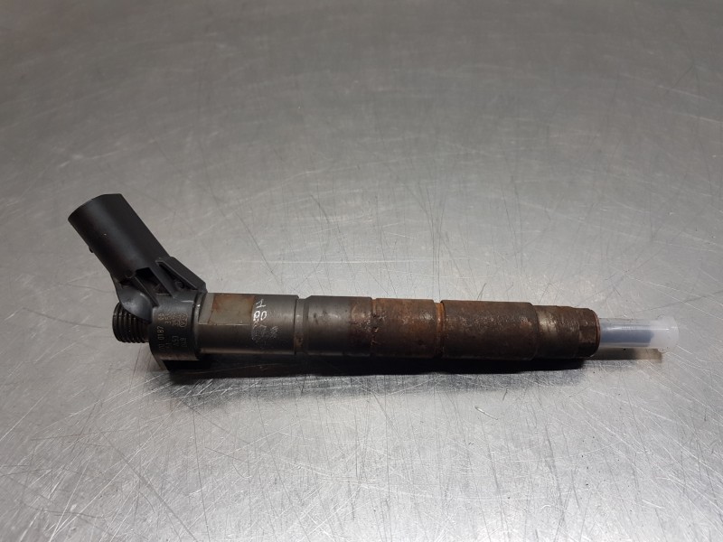 Recambio de inyector para mercedes sprinter iii furgón fwd 311 referencia OEM IAM A6540700187 0445117048 