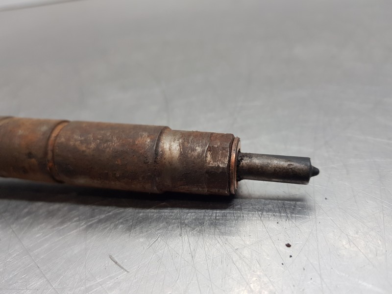 Recambio de inyector para mercedes sprinter iii furgón fwd 311 referencia OEM IAM A6540700187 0445117048 