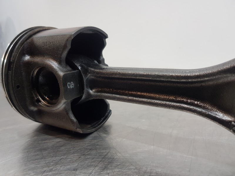 Recambio de piston para mercedes sprinter iii furgón fwd 311 referencia OEM IAM A6540306400 A6540307000 