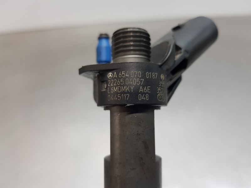 Recambio de inyector para mercedes sprinter iii furgón fwd 311 referencia OEM IAM A6540700187 0445117048 
