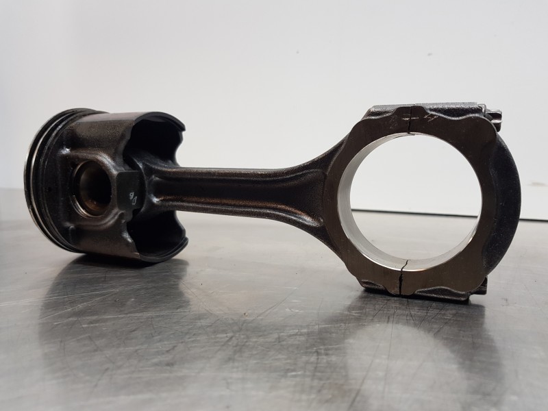 Recambio de piston para mercedes sprinter iii furgón fwd 311 referencia OEM IAM A6540306400 A6540307000 