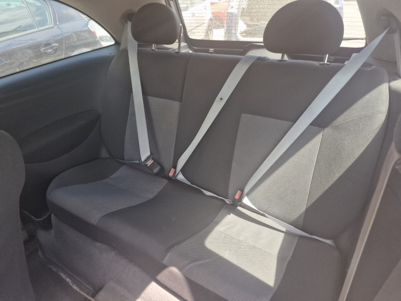 opel corsa c del año 2006