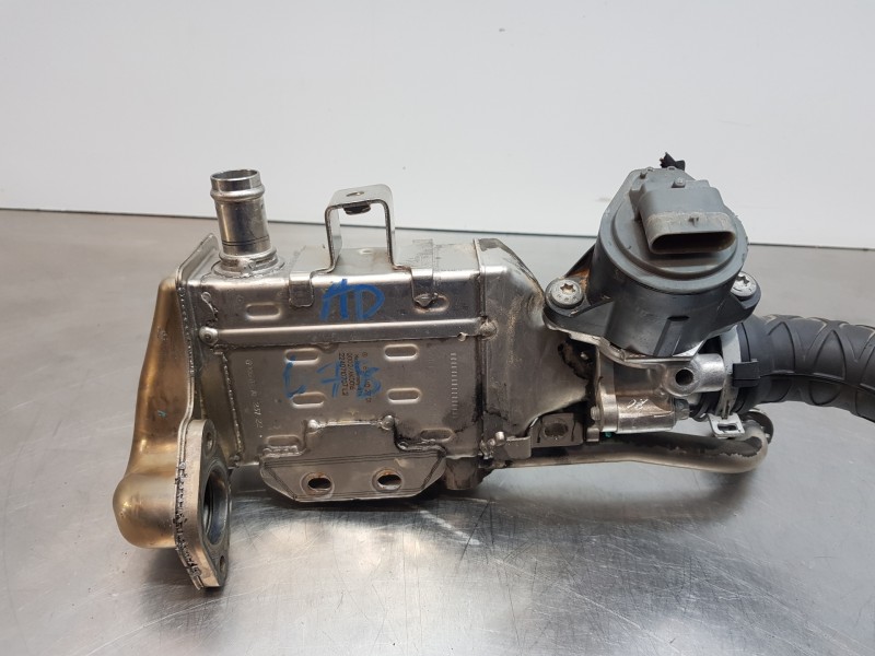 Recambio de enfriador egr para mercedes sprinter iii furgón fwd 311 referencia OEM IAM A6541402701  