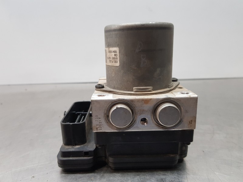 Recambio de abs para kia ceed sportswagon concept referencia OEM IAM 58920J7400 J758920900 