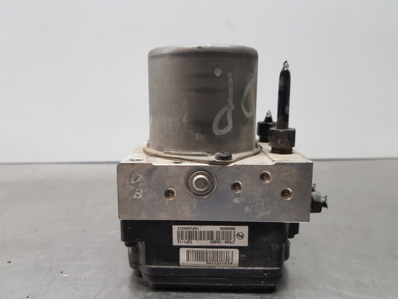 Recambio de abs para kia ceed sportswagon concept referencia OEM IAM 58920J7400 J758920900 