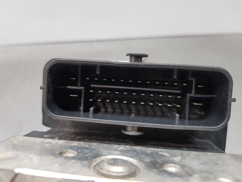 Recambio de abs para kia ceed sportswagon concept referencia OEM IAM 58920J7400 J758920900 