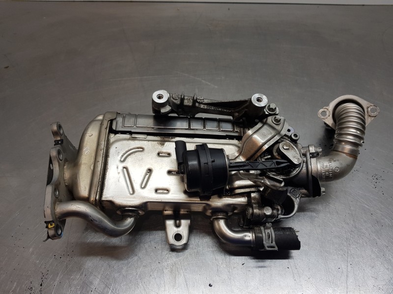 Recambio de enfriador egr para mercedes sprinter iii furgón fwd 311 referencia OEM IAM A6541405402  