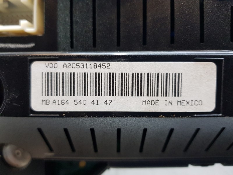 Recambio de cuadro instrumentos para mercedes clase m (w164) 4-matic referencia OEM IAM A1645404147 A2C53118452 